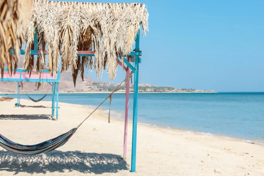 Nuweiba Escape – Beach, Bedouin Nights & Colored Canyon (4 Days / 3 Nights)